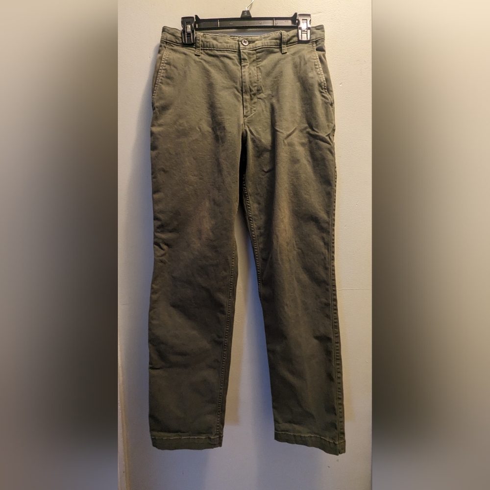 Vintage Dockers Men's Olive Green Khaki Straight Fit Chino Pants. Size W30 L32